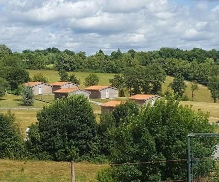 Les Chalets D Hermine Montredon-Labessonnié Екстериор снимка