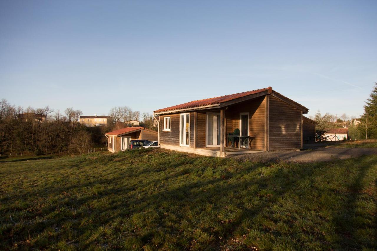 Les Chalets D Hermine Montredon-Labessonnié Екстериор снимка